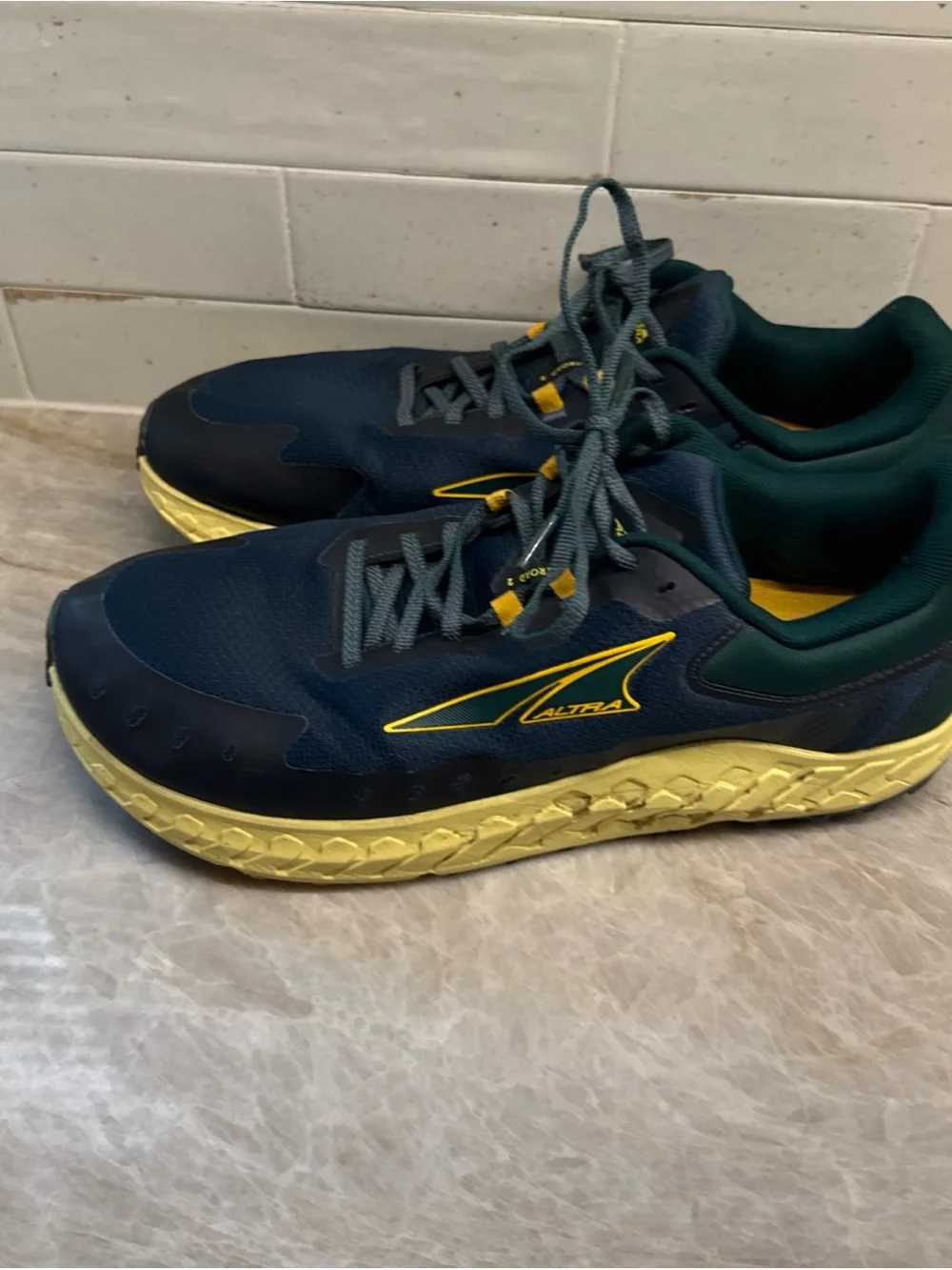 Altra Duo Men's Running Sneaker, Men's Size 12.5 - Cushioned Sole.